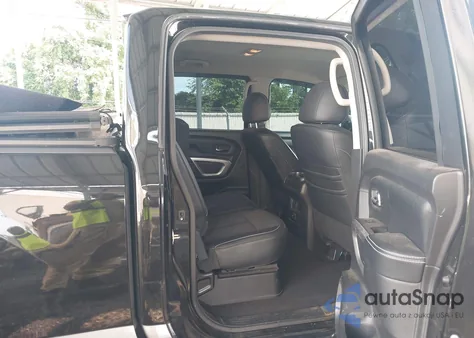 2017 Nissan Titan Xd Pro-4X Diesel z USA, uszkodzony, nr VIN 1N6BA1F49HN550914